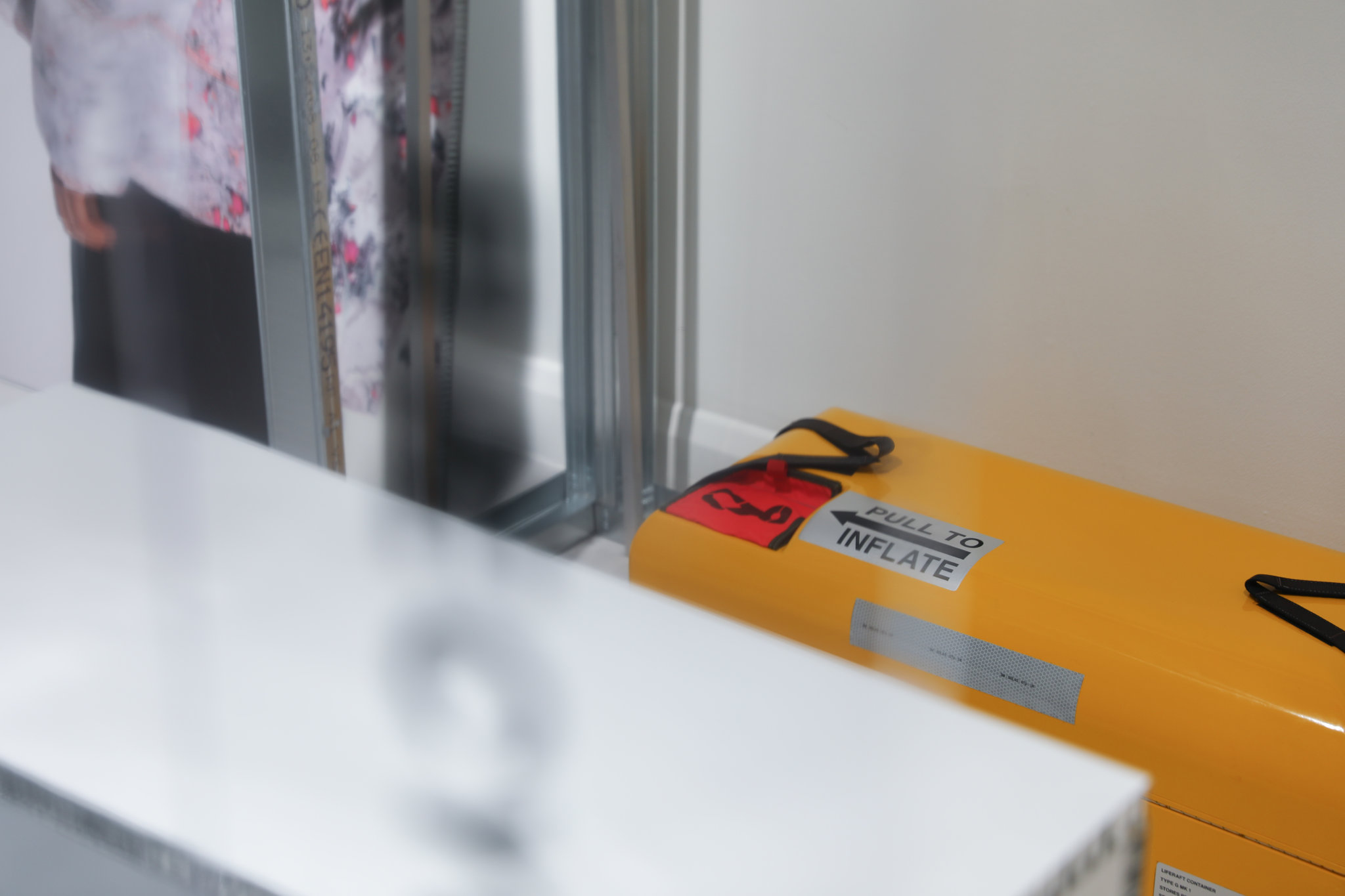 伦敦 RÆBURN 环保可回收商店环境设计-11