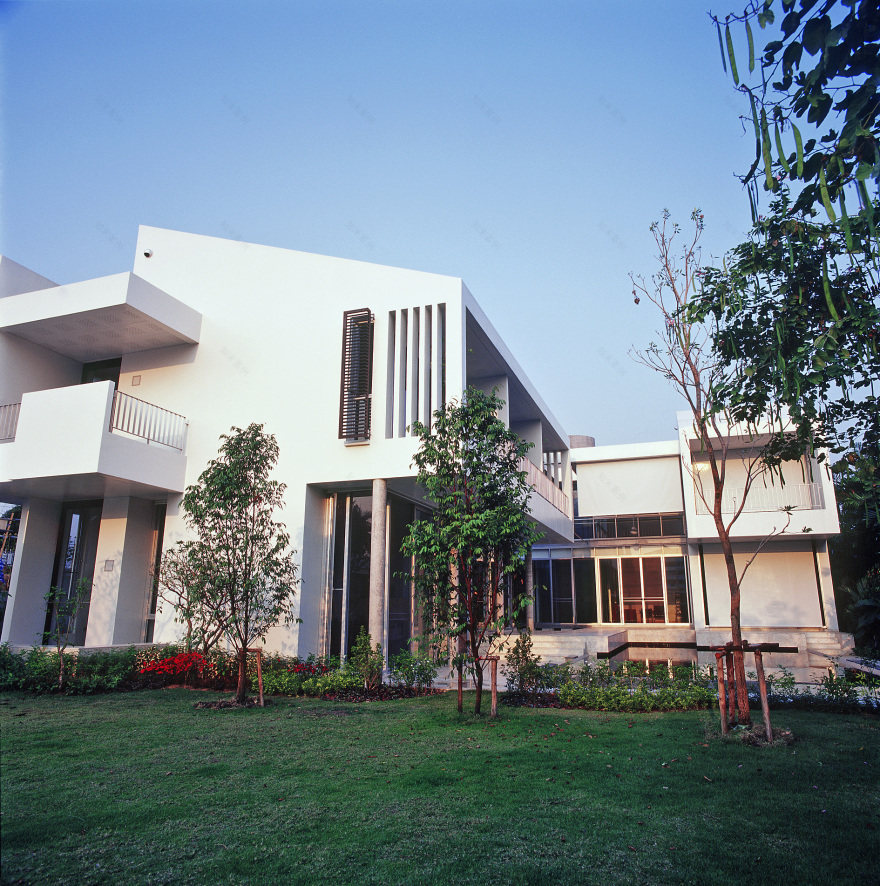 热带风格住宅设计,实现私密性与景观的完美融合-4