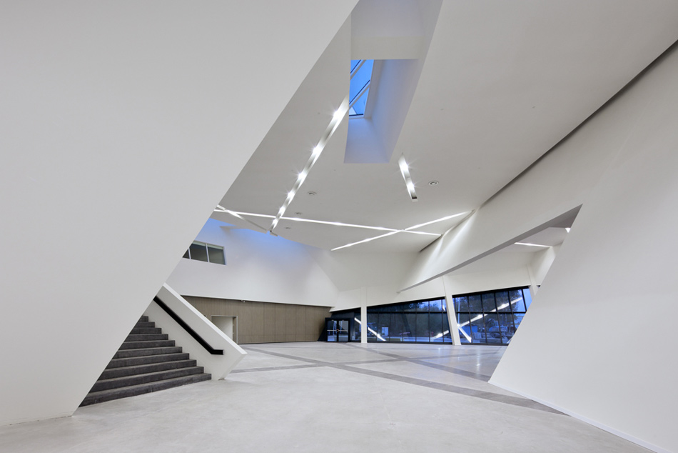 蒙斯国际会议中心丨比利时丨丹尼尔·里伯斯金-26