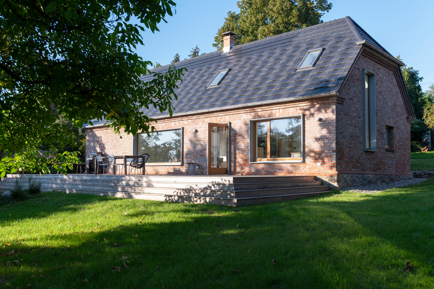 德国乡村百年老宅的现代复兴丨Hoff Architects,Sierra Boaz Cobb-16