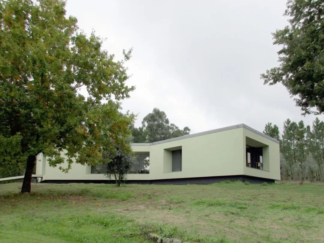 250 m²葡萄牙退休住宅-13