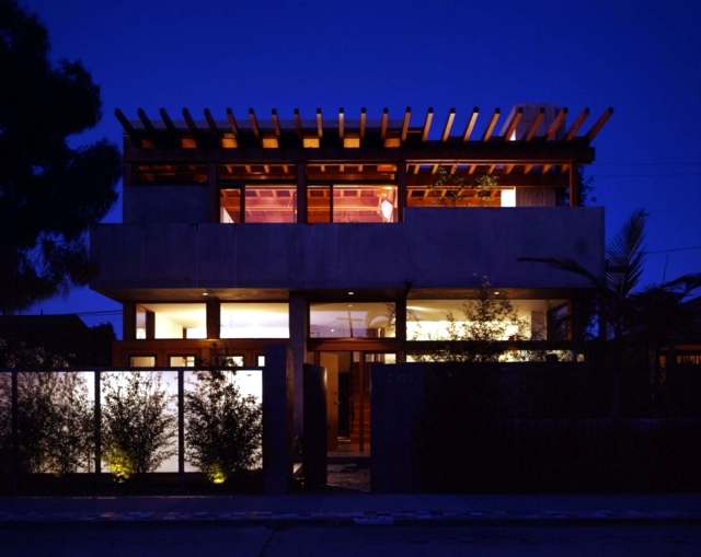 带屋顶太阳能板的现代住宅丨美国加利福尼亚-54