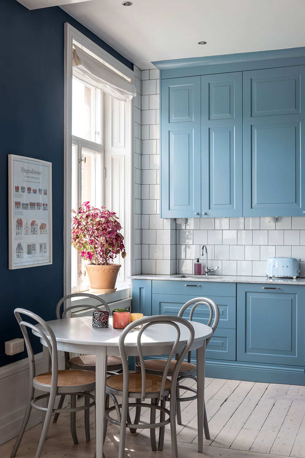 斯德哥尔摩活力蓝色公寓设计-8