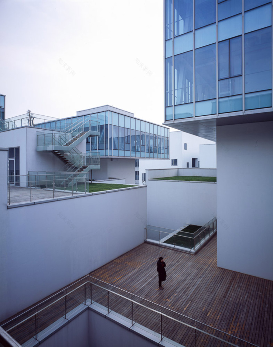 上海国际汽车城科技创新港C地块 / 致正建筑工作室-248