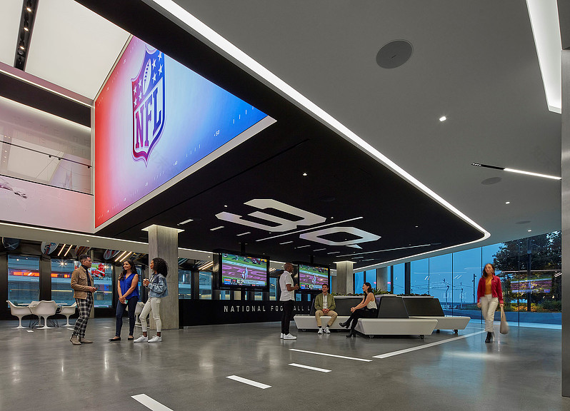 NFL 媒体总部 | 创新科技融入垂直校园设计-3
