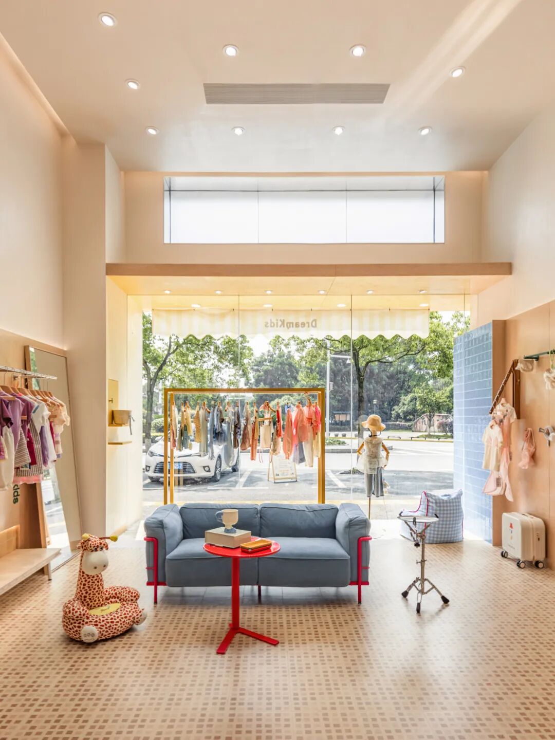 Space/DreamKids潮童服装店实景篇-27