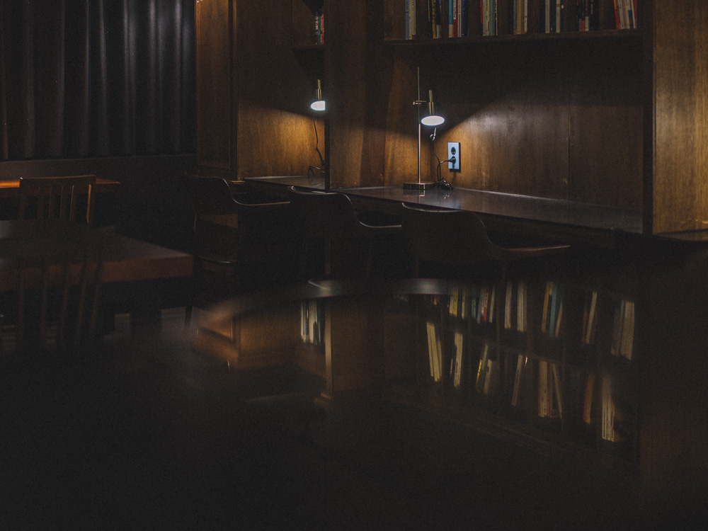 16 平米北欧风格公寓 | 极简与复古的完美融合-10