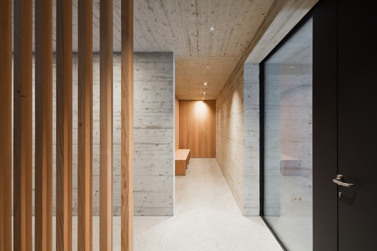 奥地利 Innsbruck 的 C 型之家丨LORENZATELIERS-32