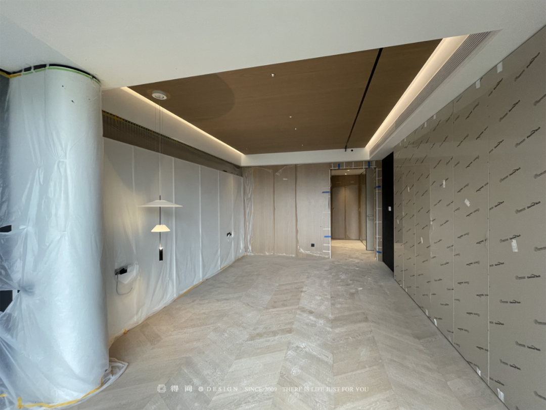 实景首发丨双餐厅、地台儿童房...用治愈系原木住宅给春日来信-234