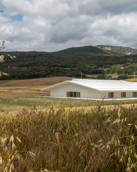 阿巴苏萨公立学校丨SpainNavarra丨Santi Virto,Voilá!
