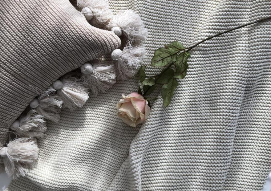 玄关景窗引视线,客餐吧台巧分割-27