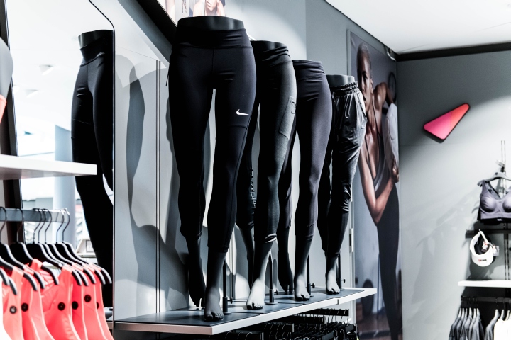 L&T 体育用品店-45