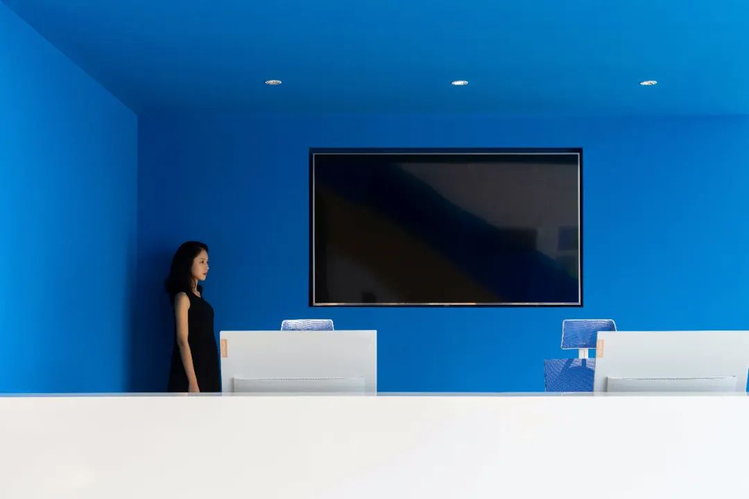 中国龙工·优加展厅 | 现代工业风融合红色文化-42