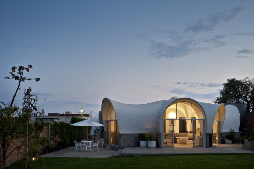 墨西哥 Tlayacapan 的现代私人住宅-27