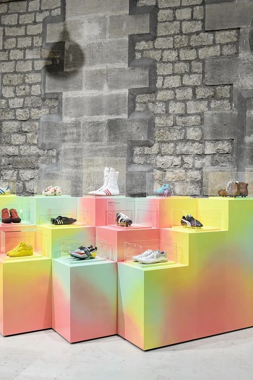 ​Mathieu Lehanneur为sneakers运动鞋“游乐场”设计了丰富多彩的场景-24