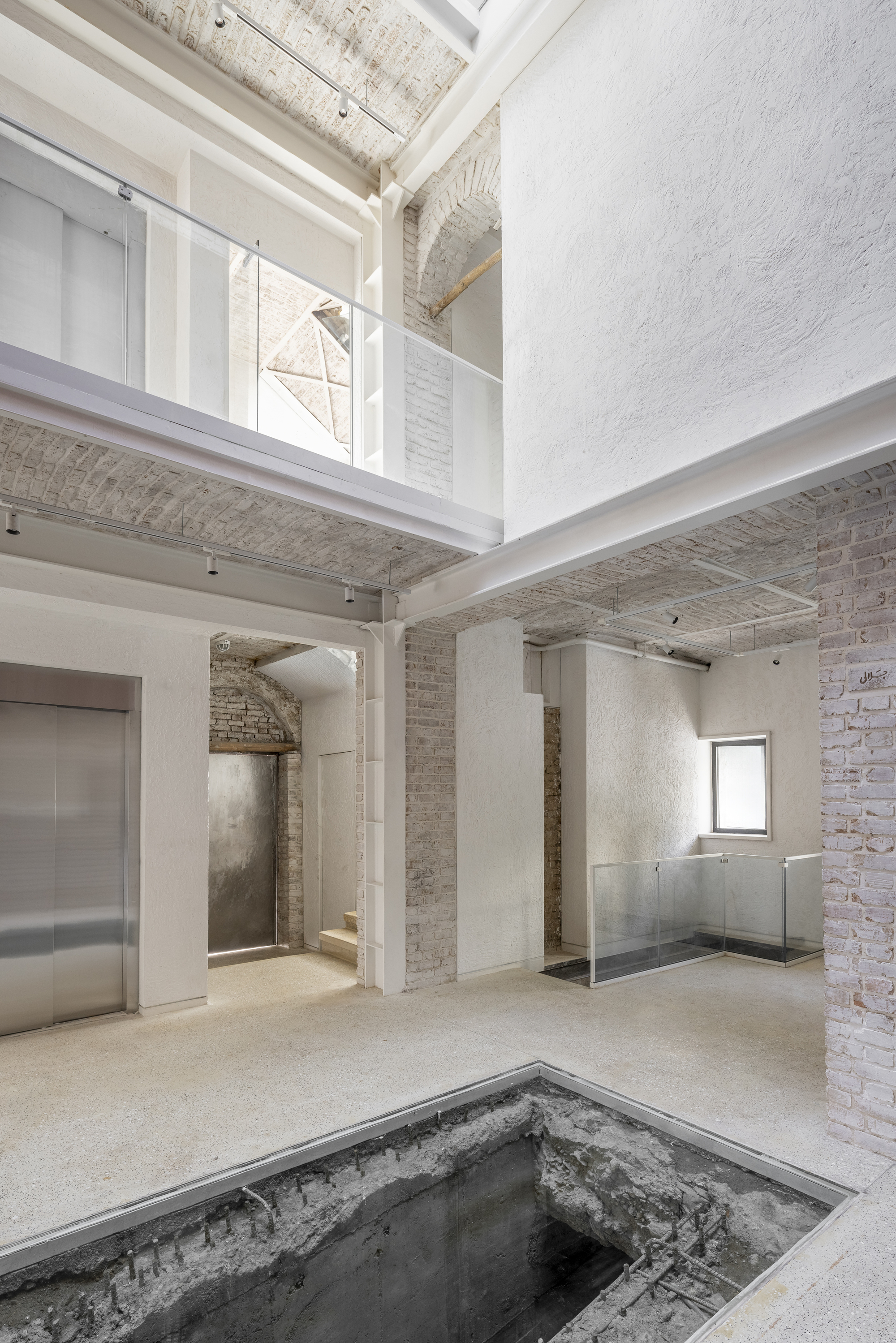 诗人之家丨伊朗德黑兰丨NextOffice–Alireza Taghaboni-12