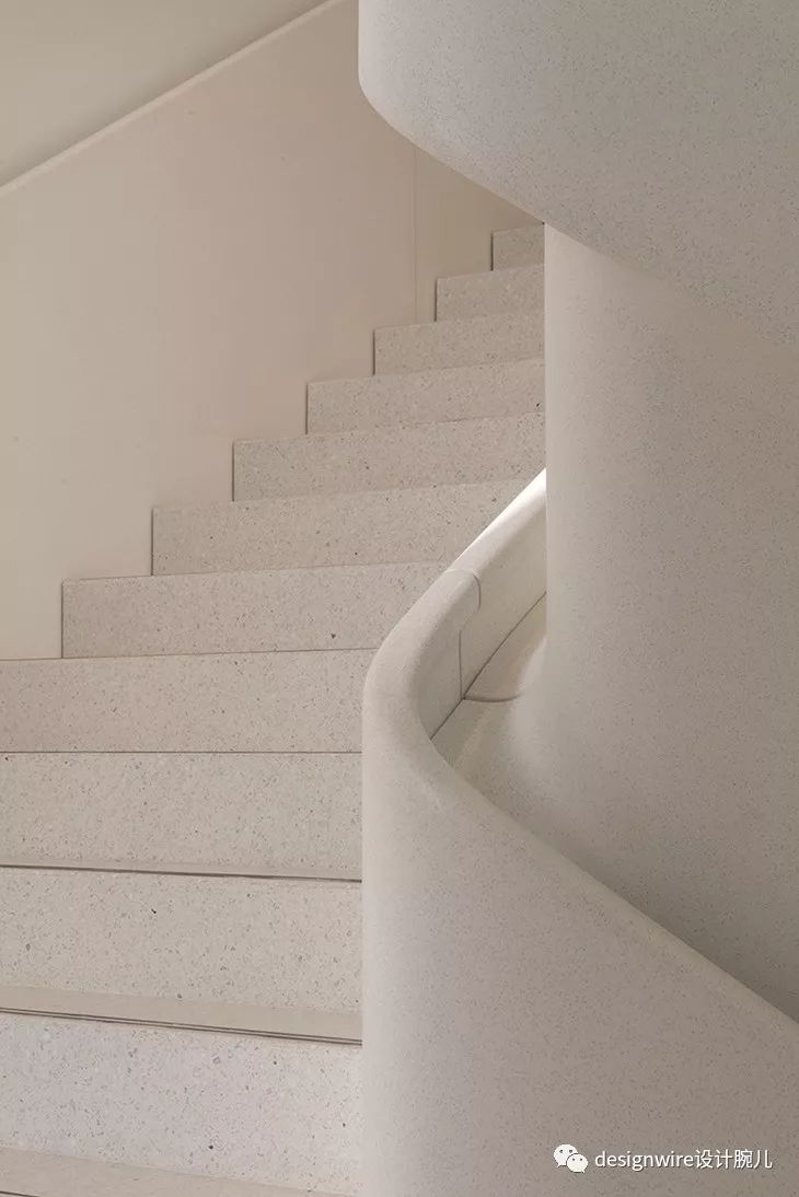 全球首个水上漂浮苹果店，创新设计诠释品牌理念-207