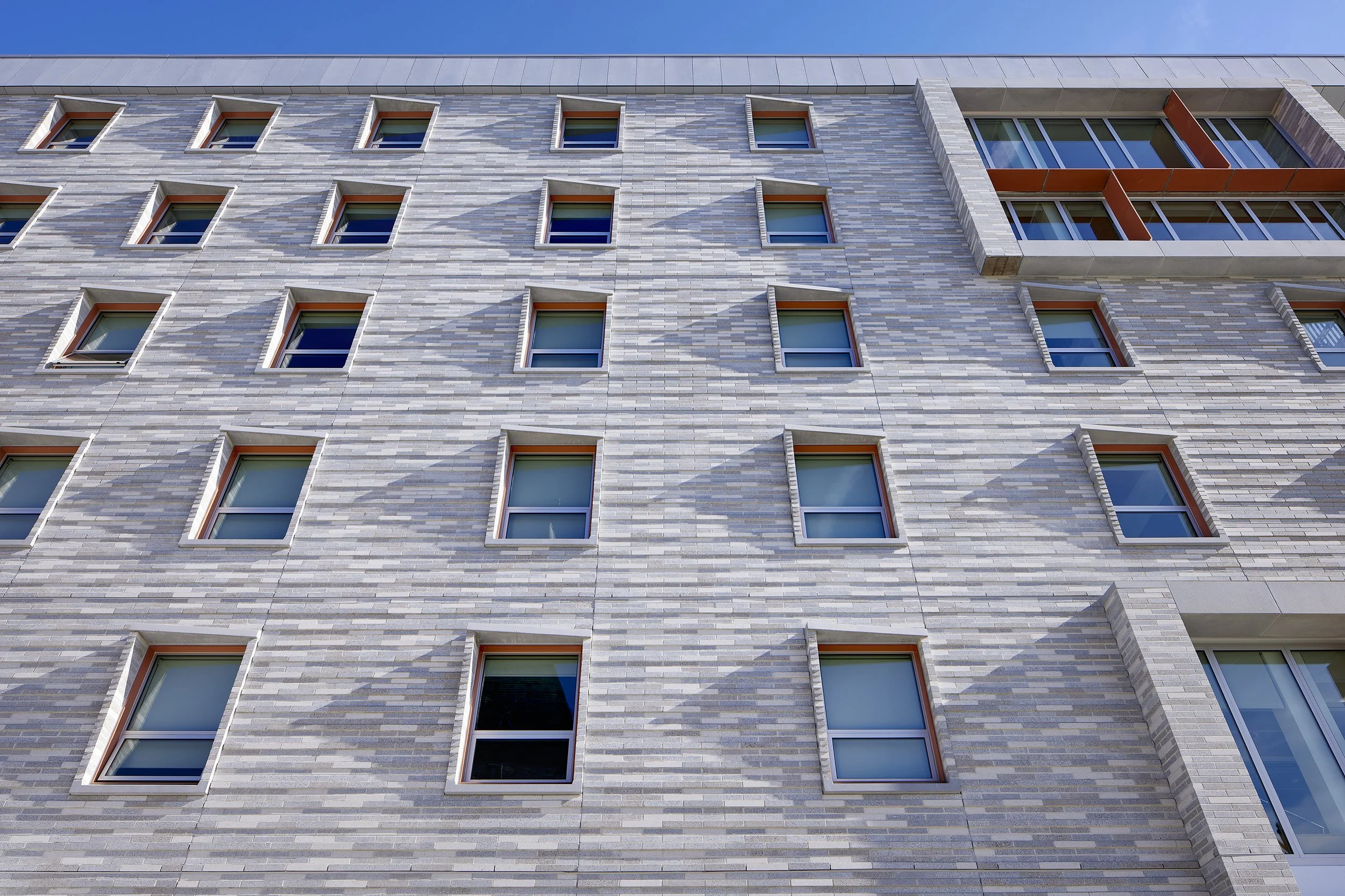 卡内基梅隆大学第五大道与克莱德楼及社区共享空间丨美国匹兹堡丨LTL Architects-6