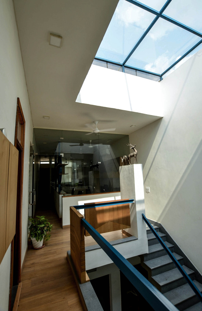 砖墙幕布 · 小空间大创意的办公室设计-34