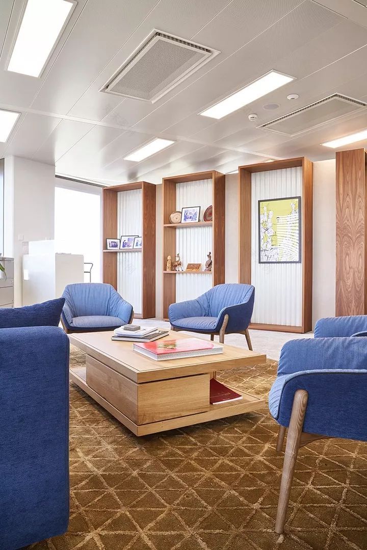 日内瓦 GAVI 办公室设计展现多样性与温暖-27