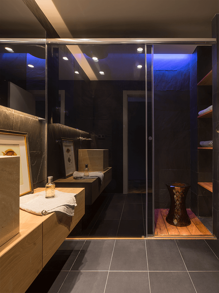 ALFAMBRA HOUSE The Room Studio-1