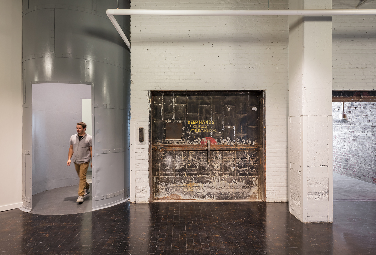 Warren Distribution 总部-18