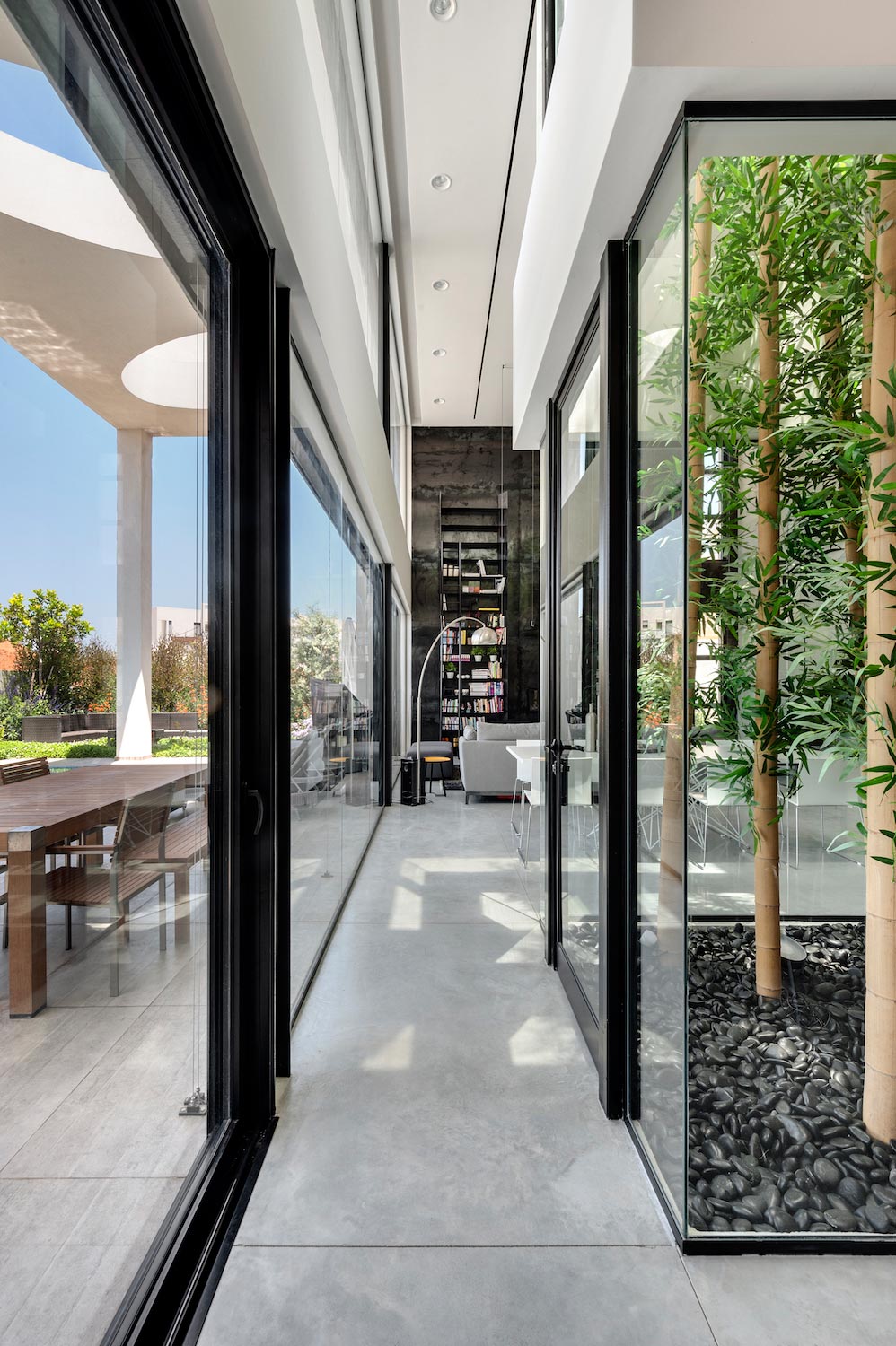 色彩对比下的现代绿洲——以色列凯撒利亚住宅设计-26