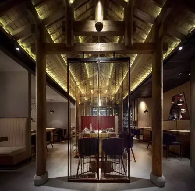 Fashion Shop/颜值爆表到疯传的火锅店--黄磊与孟非的“黄粱一梦”-88