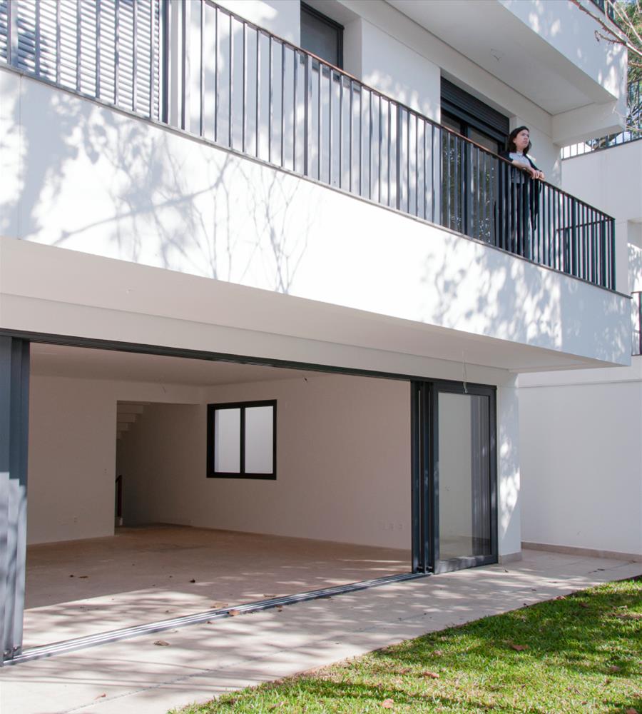 巴西 Alto da Boa Vista 住宅区 · 园林与建筑的和谐共生-9