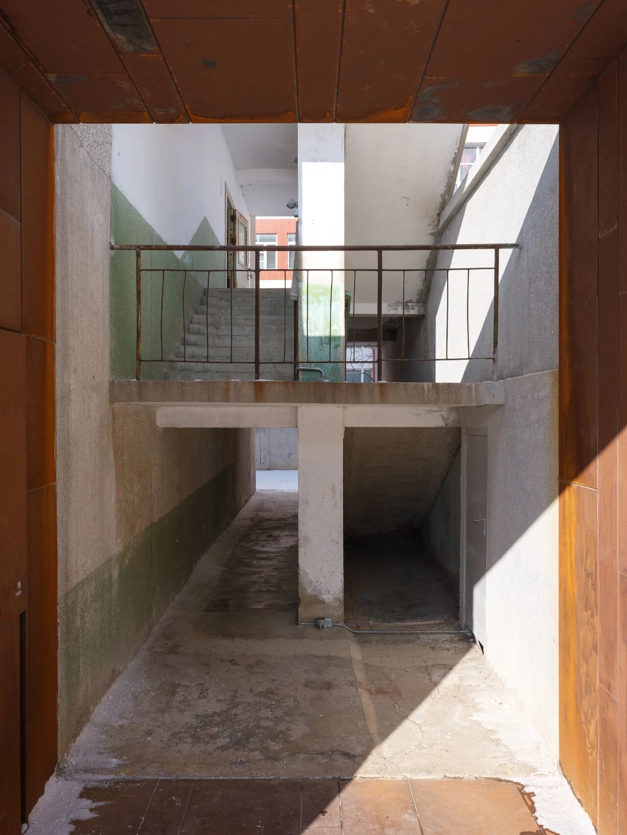 如恩新作／大连引庭,围合石院的文创乌托邦丨中国大连丨如恩设计研究室-27