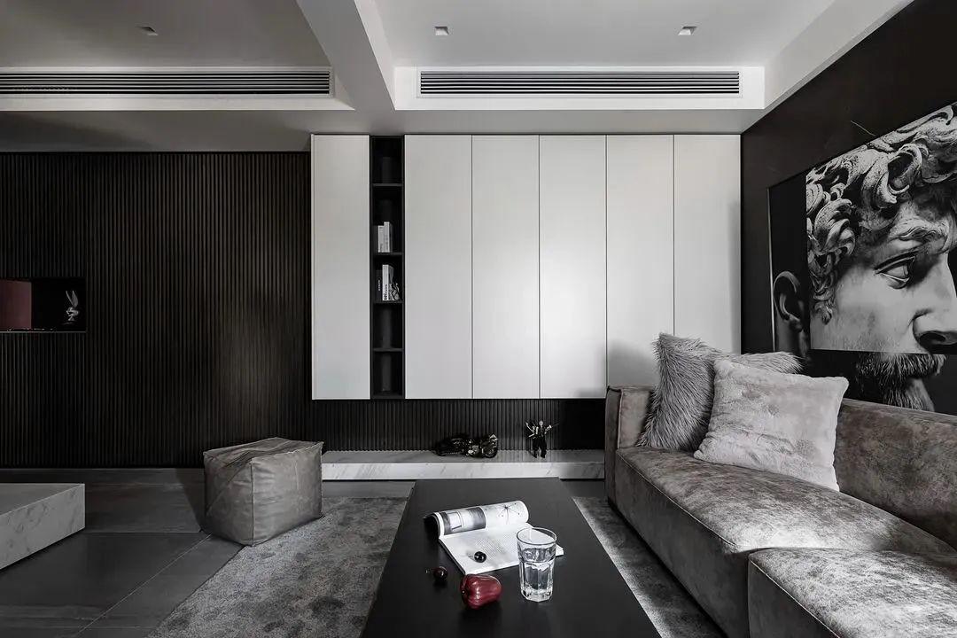 禁欲人居 · 南京融侨中央花园的现代简约二居室设计丨中国南京-24