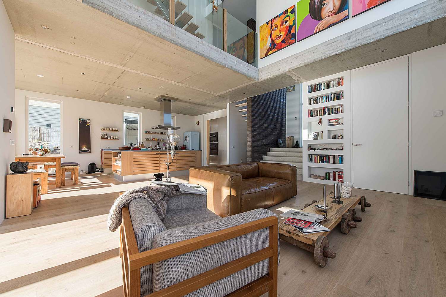 荷兰沙丘上的现代“岩石”别墅-33