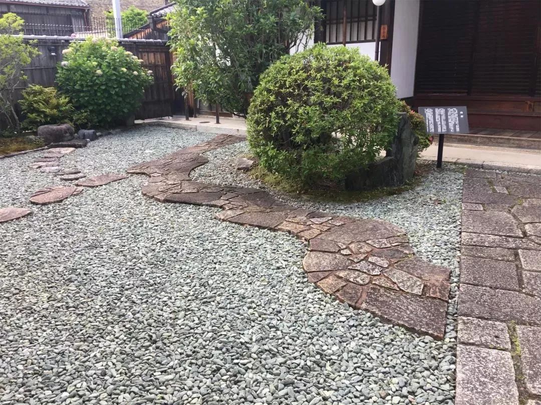 重森三铃的现代枯山水美学-92
