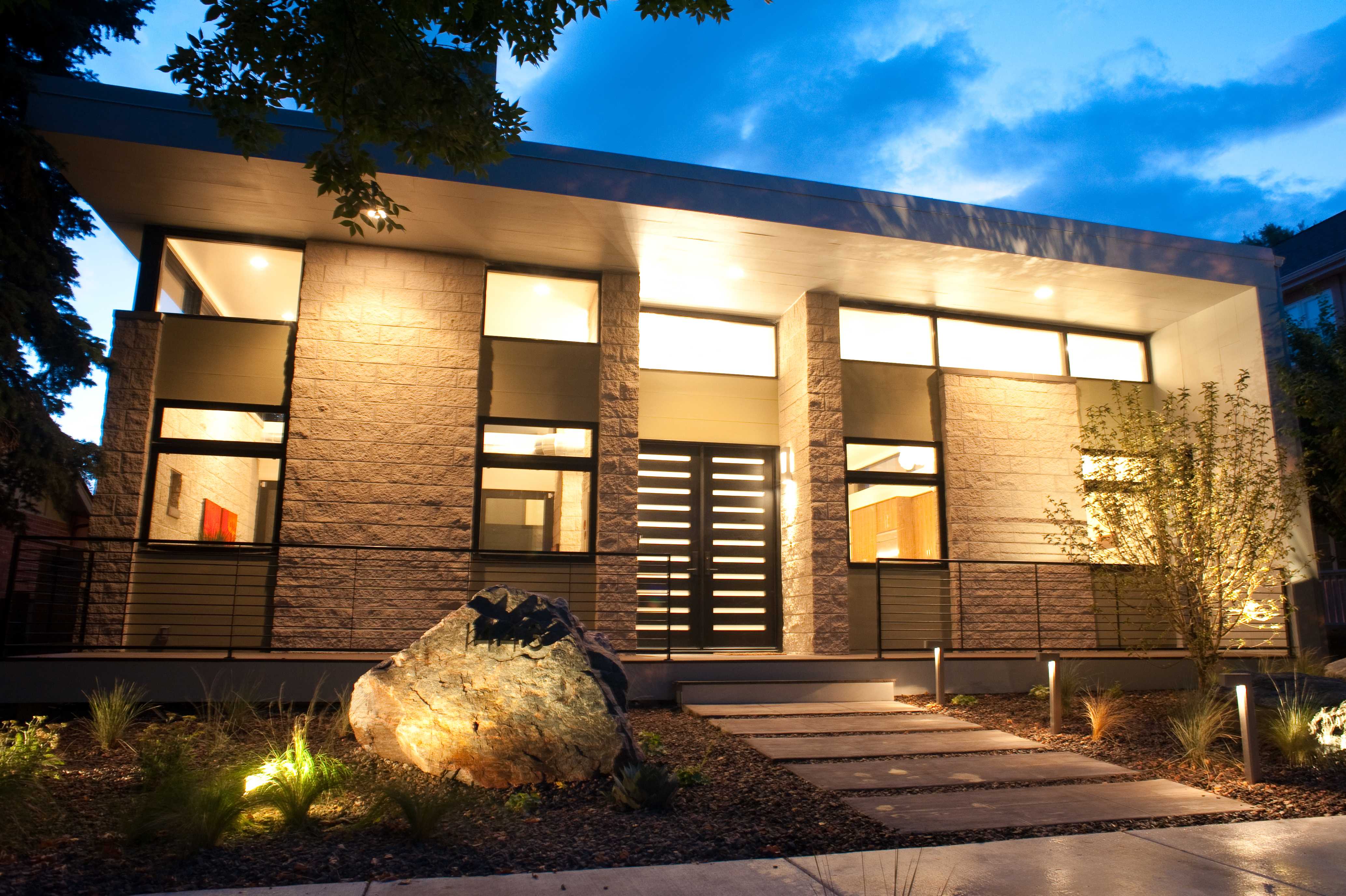 2011 年建造的 3000-5000 平方英尺私人住宅设计-0