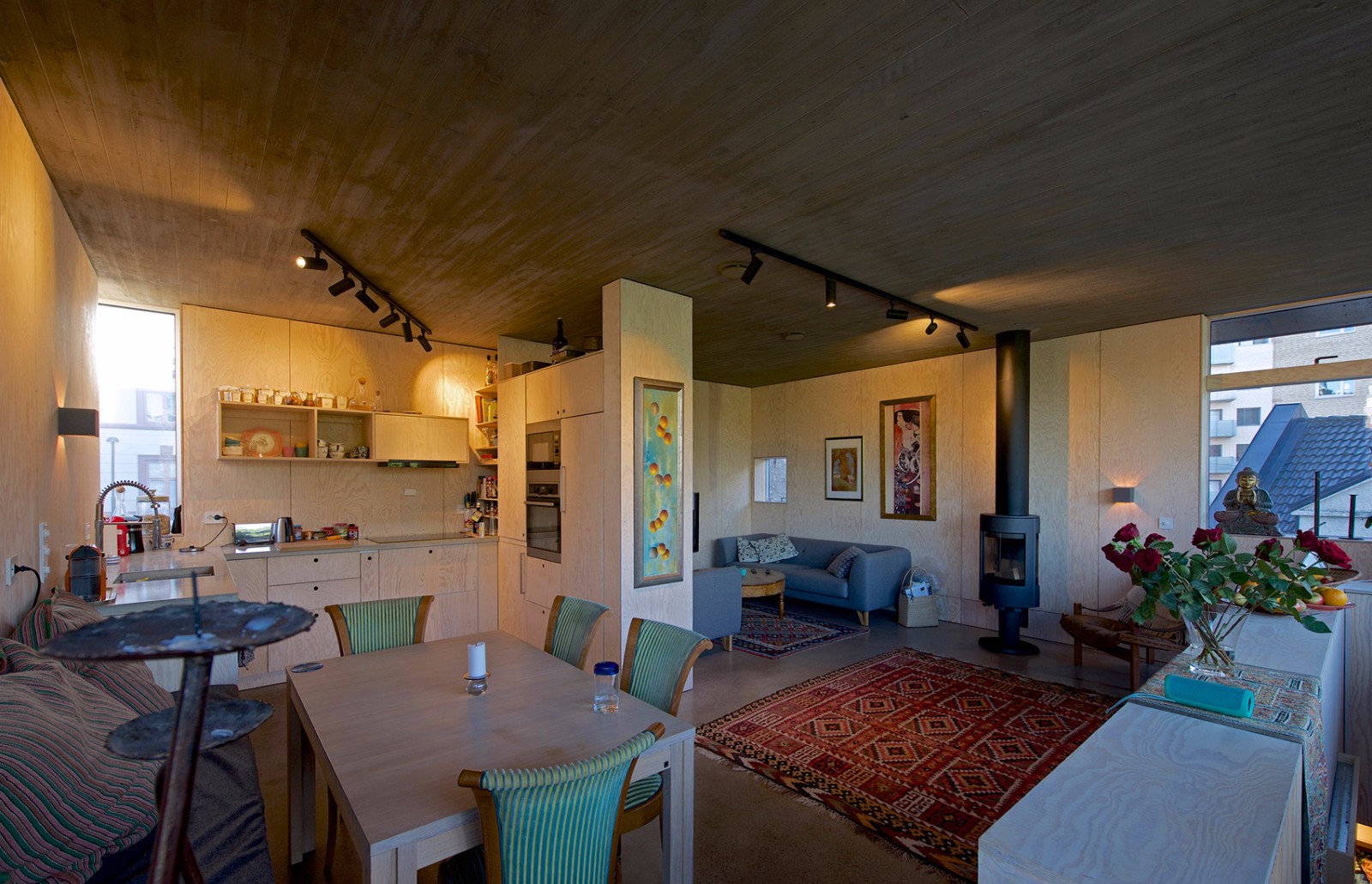 奥斯陆旧城：风化钢面板成为住宅生锈墙壁-4