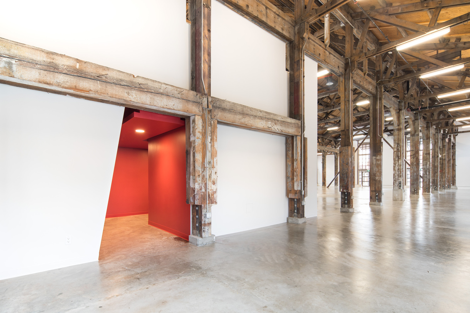 Pipe Shop Venue at the Shipyards  Proscenium Architecture + Interiors Inc-18