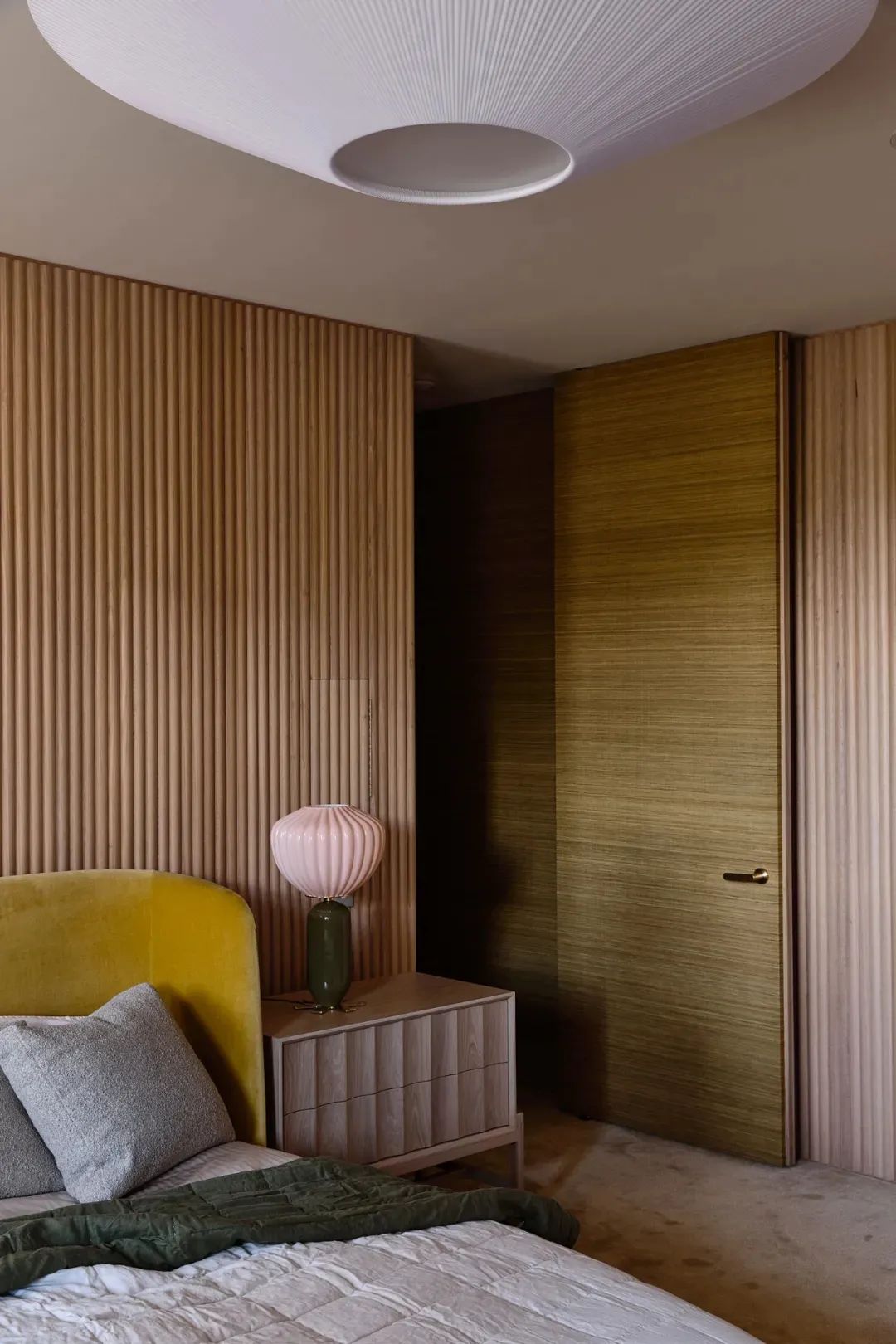 热情色彩的爱德华式独栋别墅设计-11