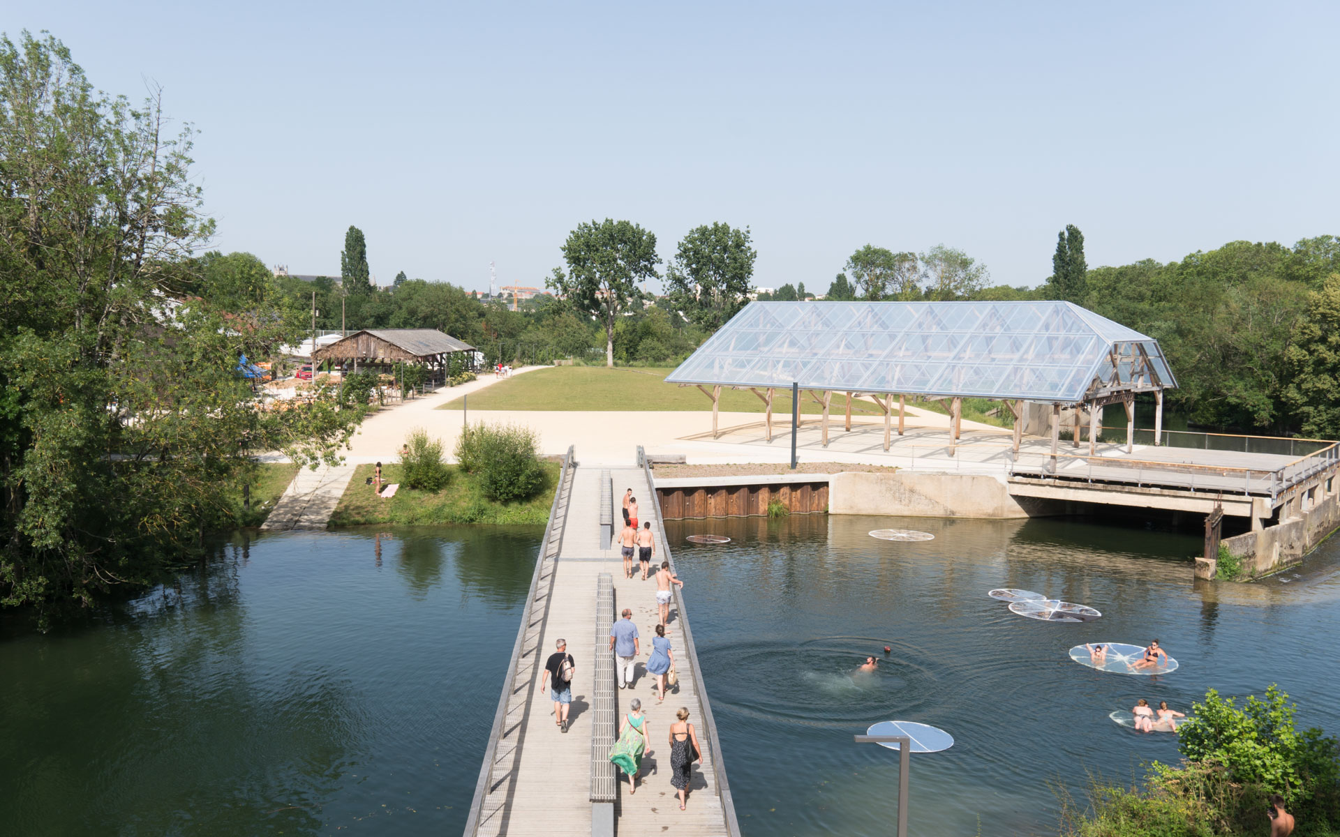 Ile de Tison Foobridge and Cultural Space | Dietmar Feichtinger Architectes-14