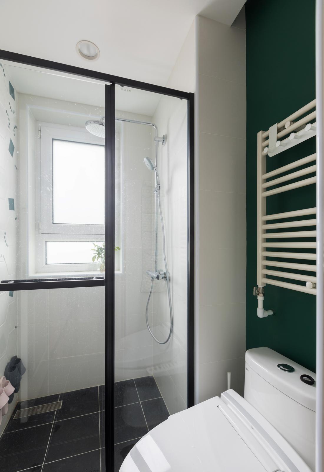 湖绿与复古棕的时尚碰撞-19