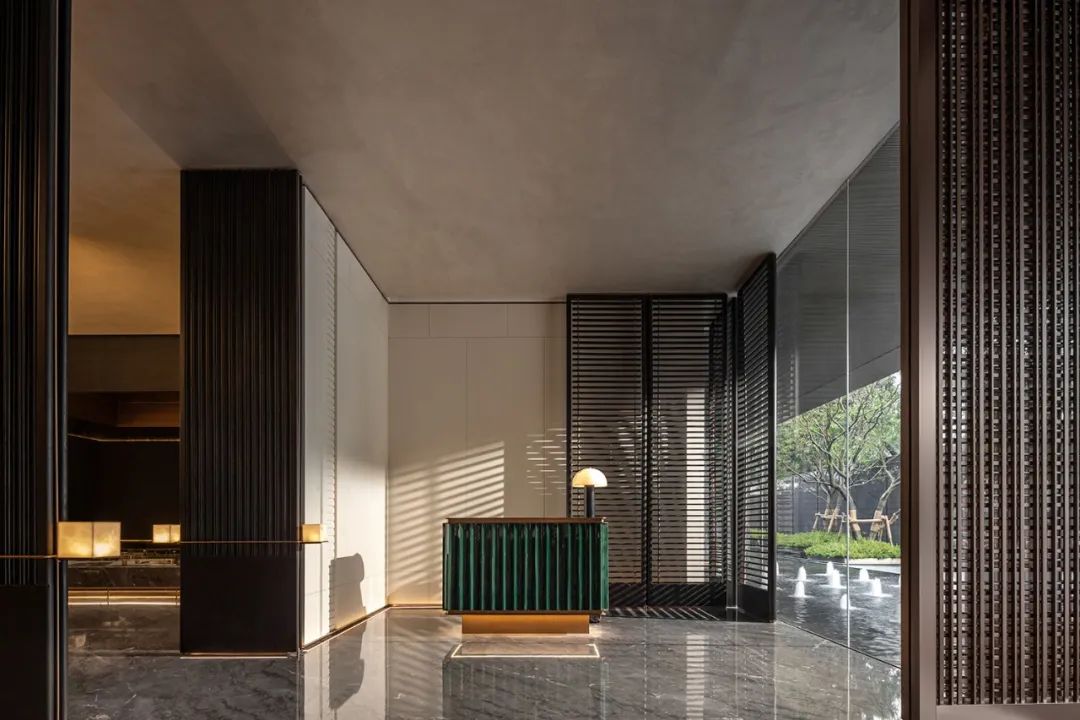 都市里的自然避风港丨中国广州丨王小锋-11