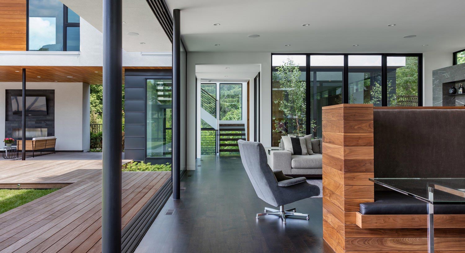 明尼苏达州现代湖景住宅，尽享城市天际线-12