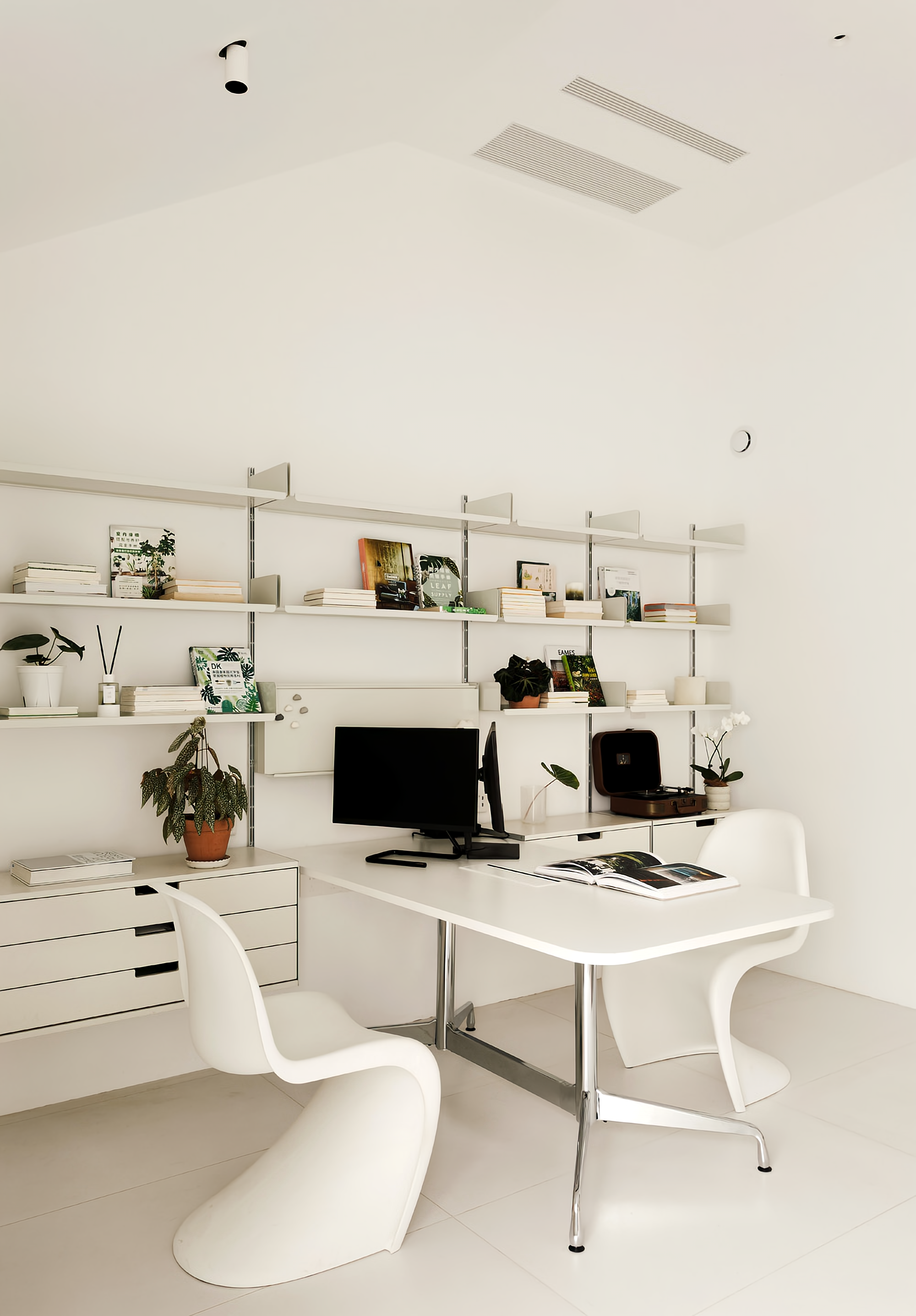 旋转楼梯的家丨中国北京丨NOTHING DESIGN-19