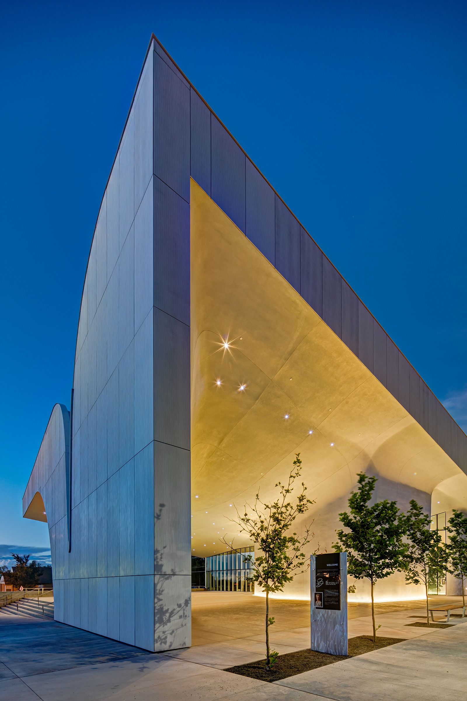 南犹他艺术博物馆(SUMA)-2