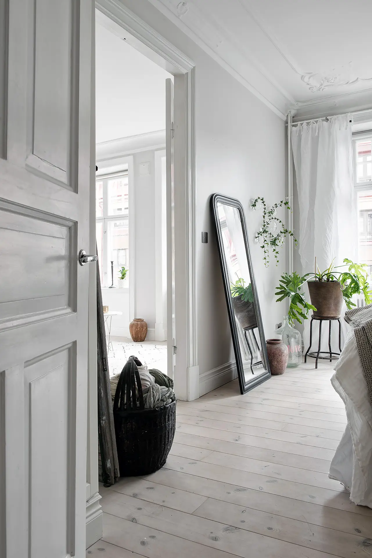 瑞典 106 平米原木与水泥的温馨原野风-24