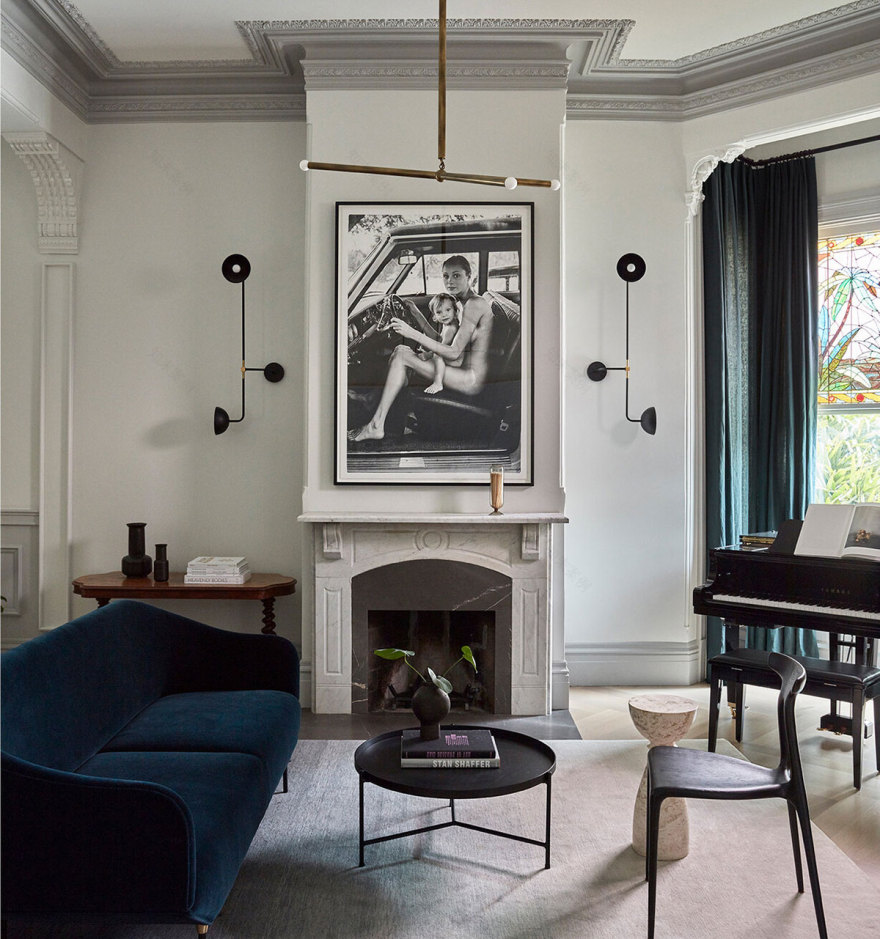 现代古典灰蓝色调的维多利亚式住宅设计-1