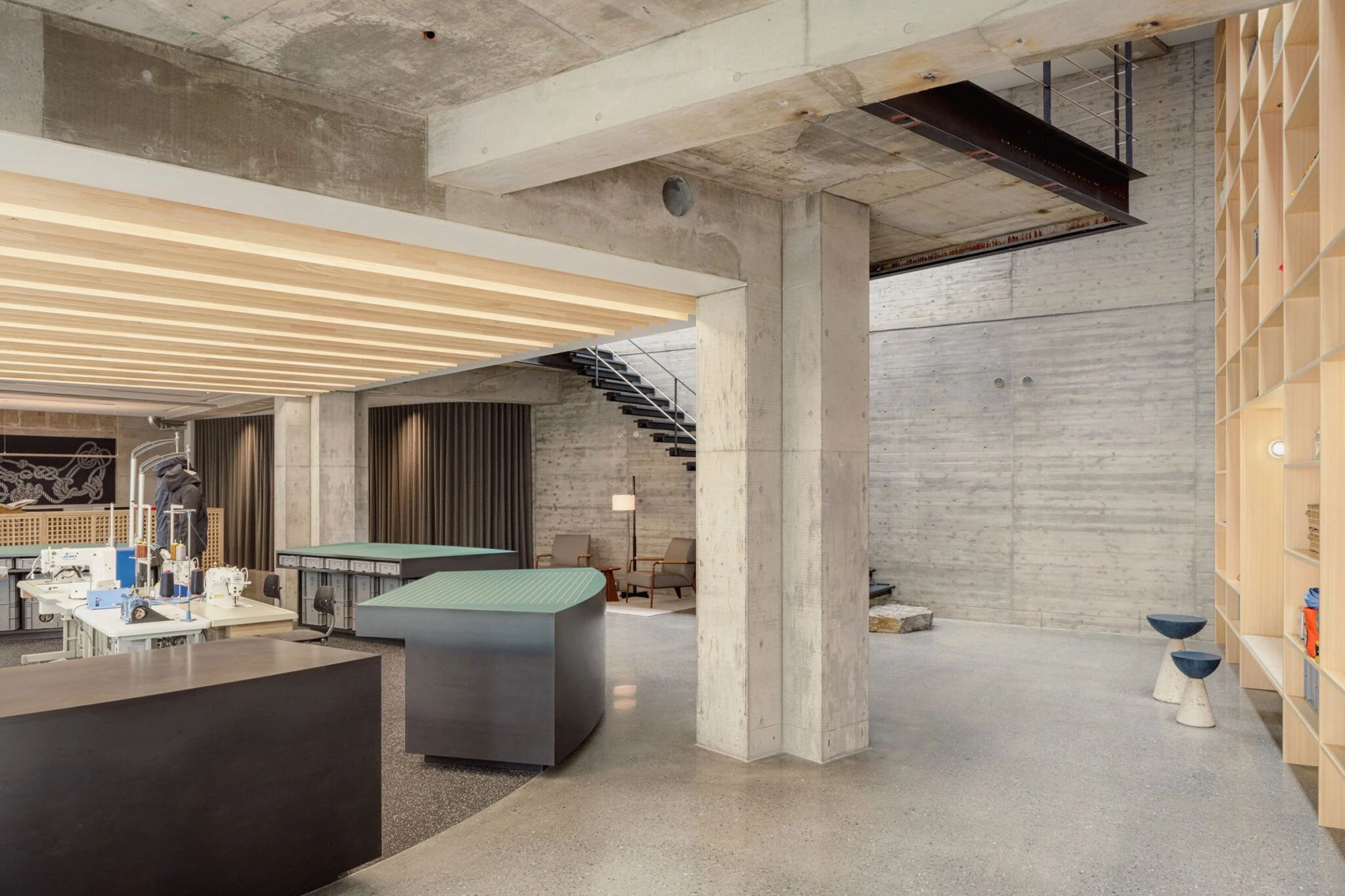 始祖鸟东京创作中心丨日本东京丨Torafu Architects-9