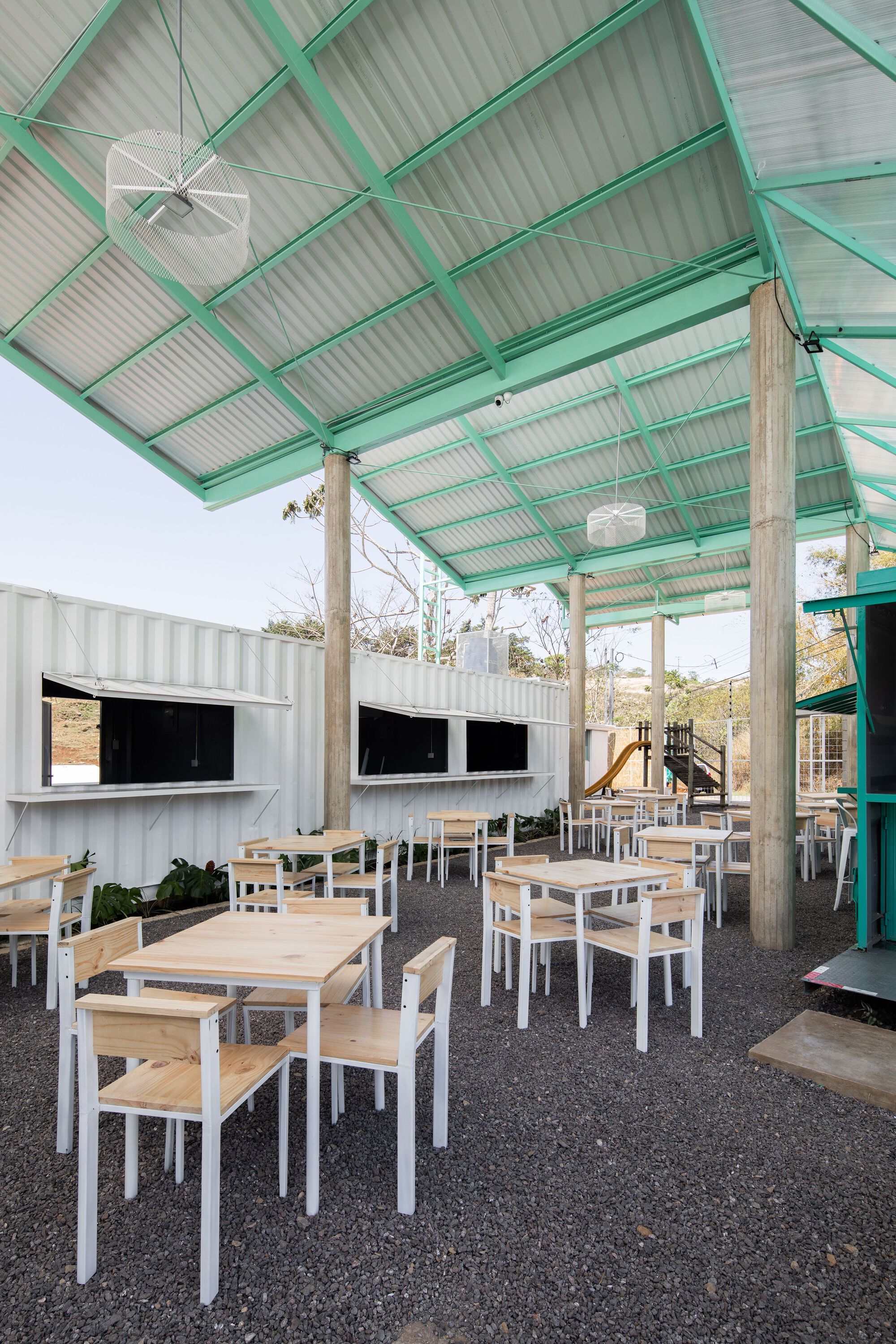 美食广场 224 号路线丨哥斯达黎加丨Quince Cero Uno Arquitectura-32