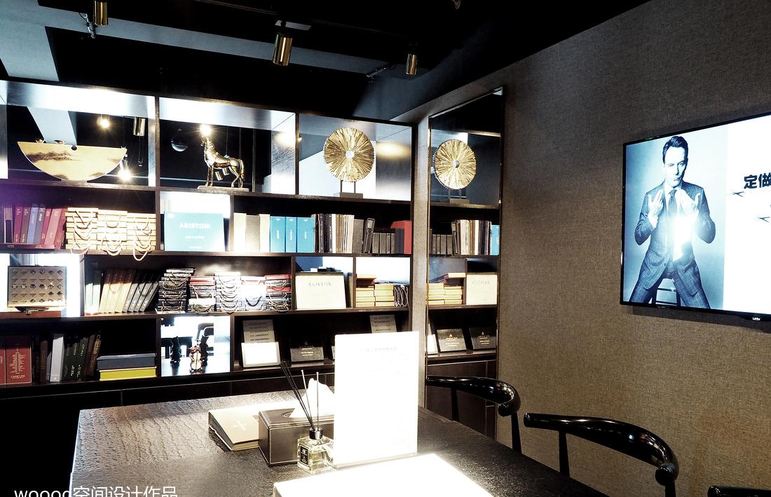 WOOODDESIGN丨北京优山服装店-银石广场店实景案例-5