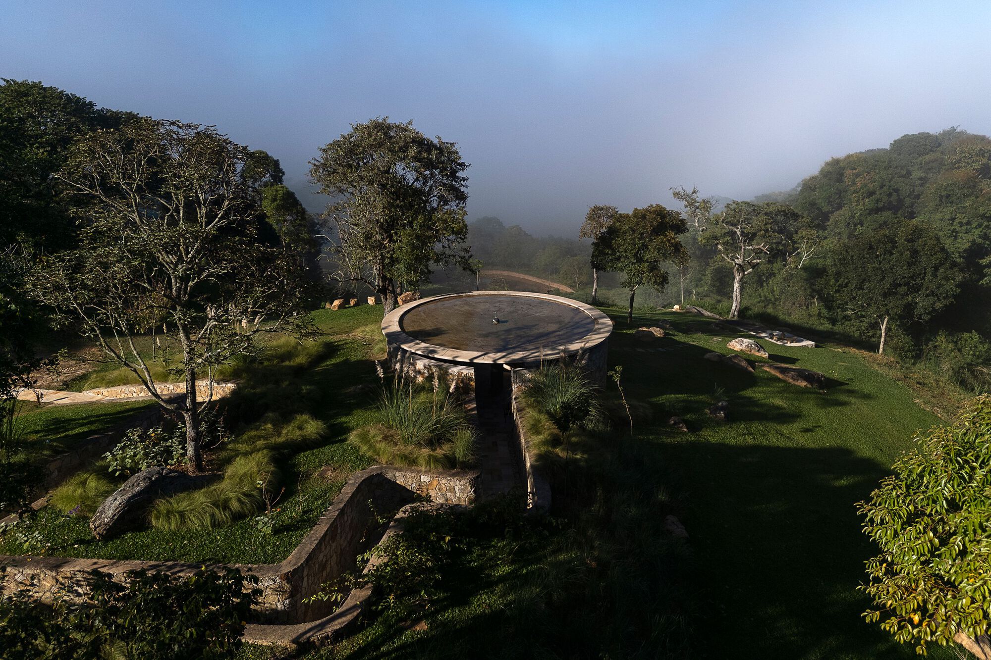 São José 山脉脚下的小教堂丨巴西丨MACh Arquitetos-17