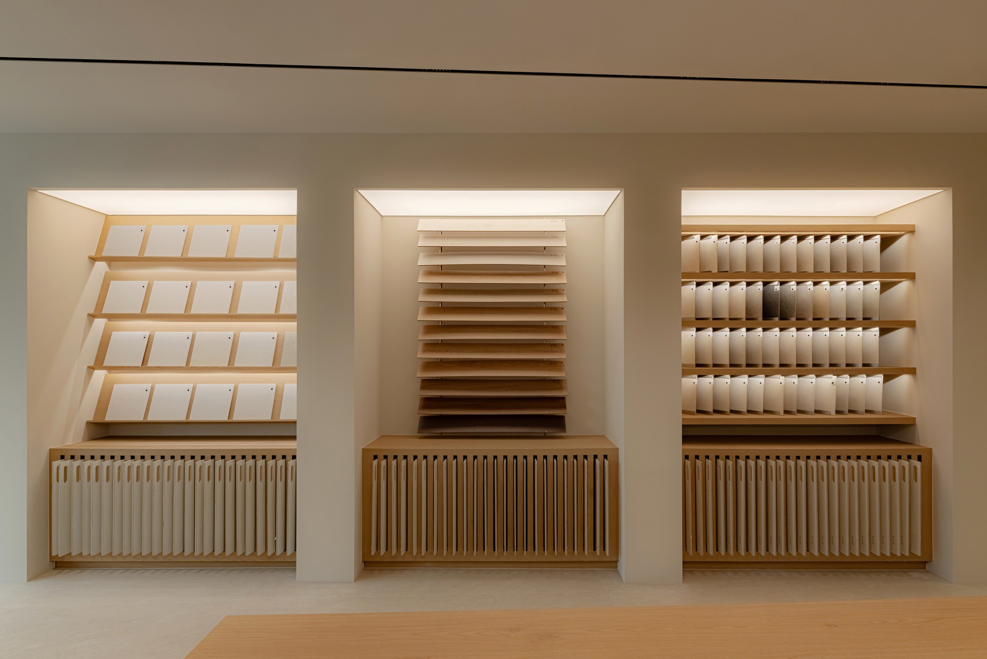 欧好室室内设计（注：Ohouse可能是品牌名，音译为欧好室，这里Interior常见意为室内设计 ，整体推测为相关品牌业务内容，若有更准确背景信息，翻译可能更精准） 丨Docent Design-3